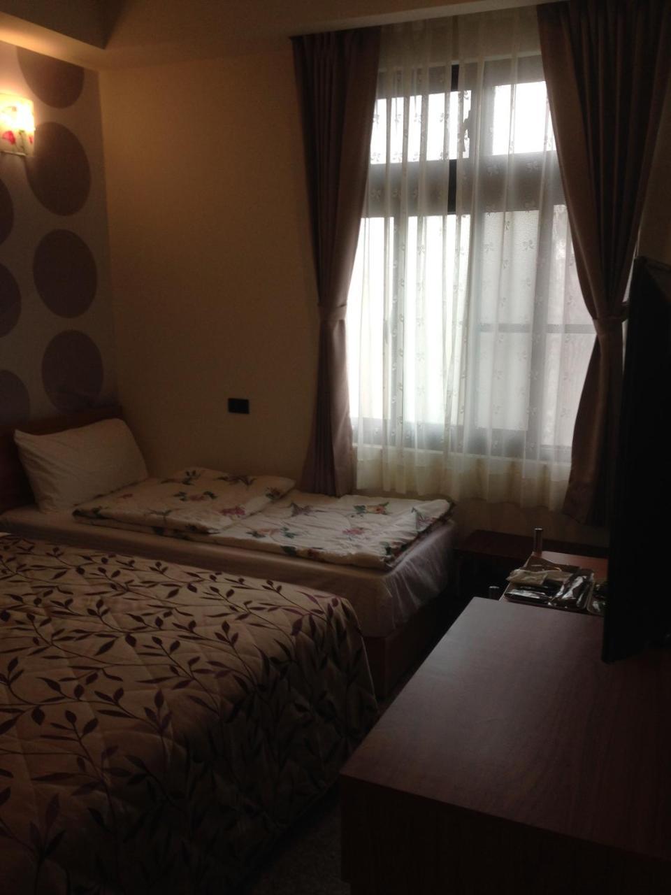 Hongfu Elegant Business Hotel Zhongli Eksteriør bilde